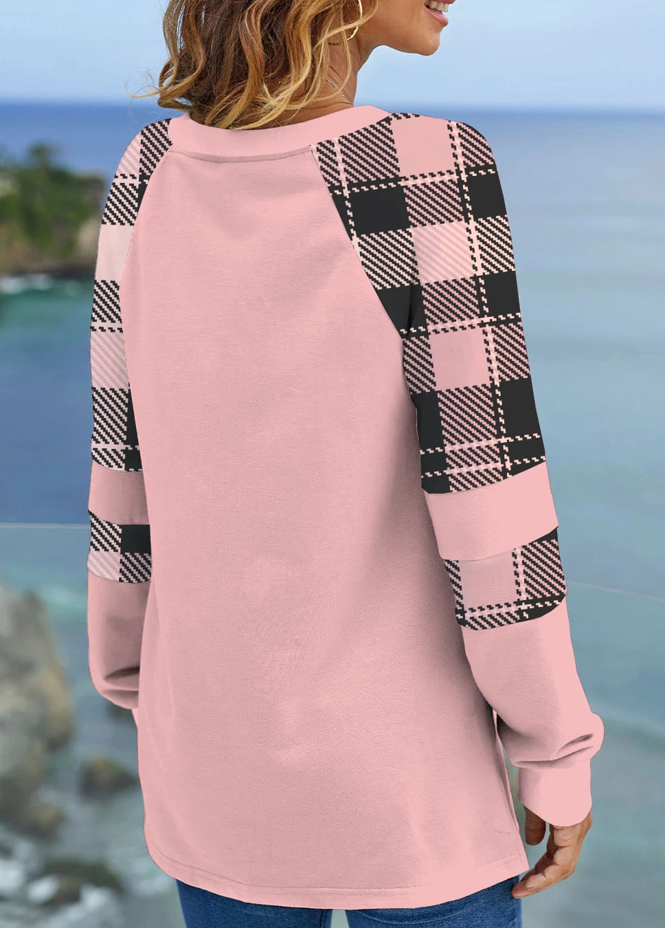Light Pink Split Plus Size Plaid Sweatshirt 2 Light Pink Split Plus Size Plaid Sweatshirt - Image 2