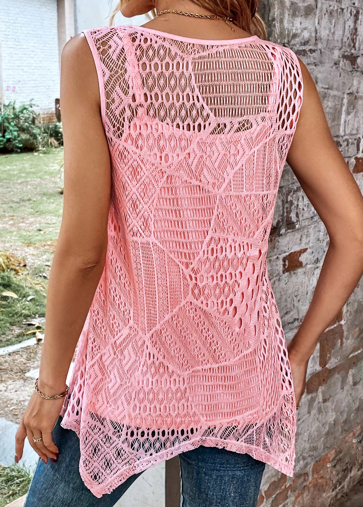 Plus Size Pink Two Piece Sleeveless Tank Top 2 Plus Size Pink Two Piece Sleeveless Tank Top - Image 2