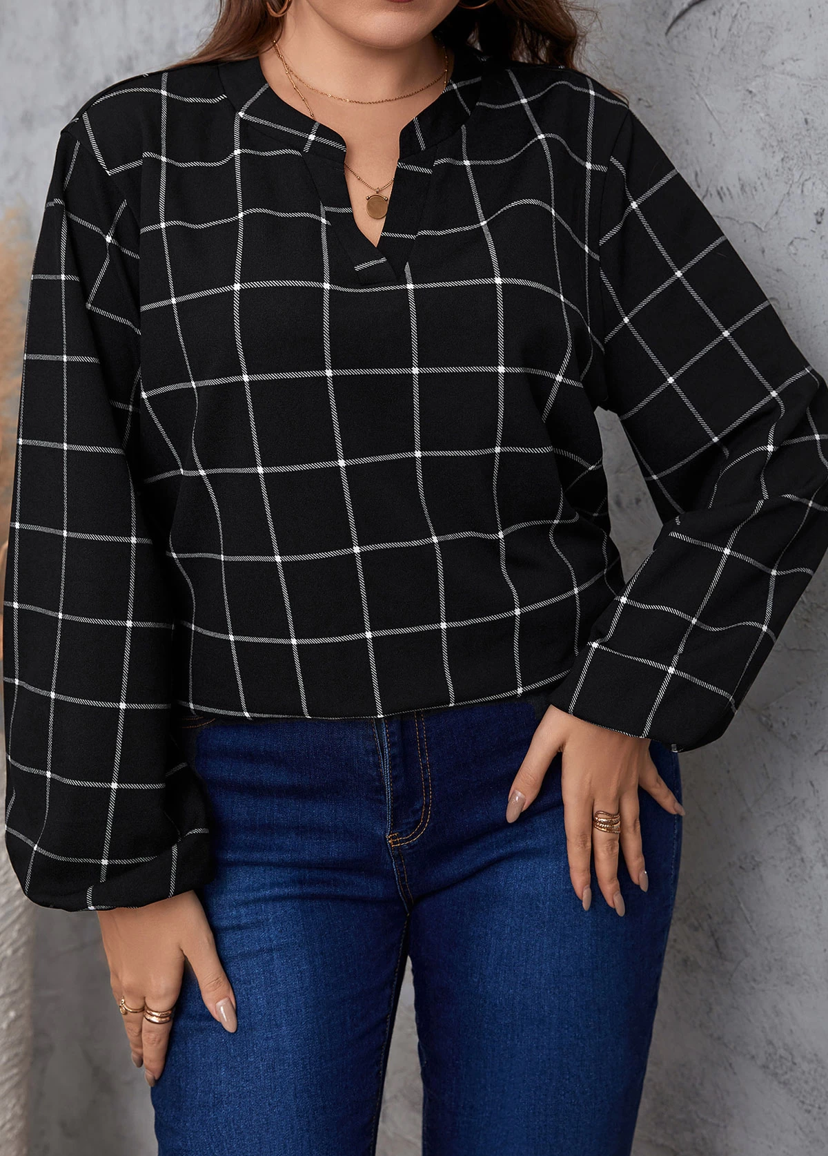 Black Split Plus Size Plaid Long Sleeve Blouse 4 Black Split Plus Size Plaid Long Sleeve Blouse - Image 4